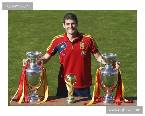 伊克尔卡西利亚斯传奇门神的辉煌生涯与永不言败的足球精神