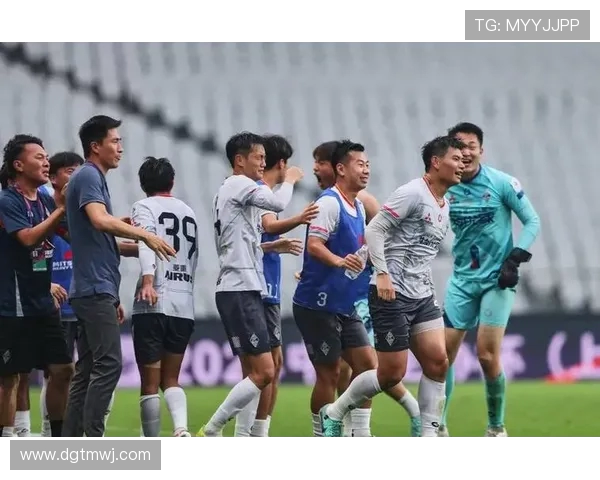 成都篮球队技术解析：提升战术执行力与球员个人能力的关键探讨