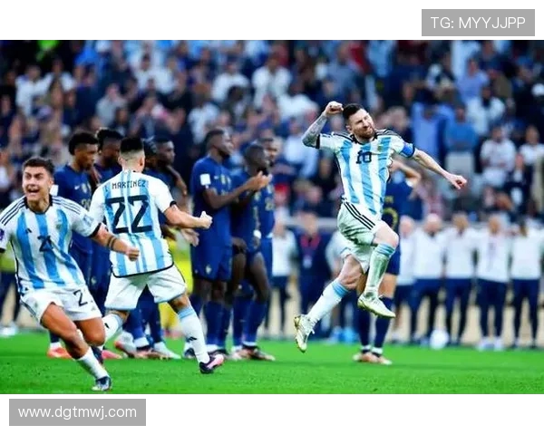 世界杯荣耀之路：聚焦赛场激情与球队梦幻之旅